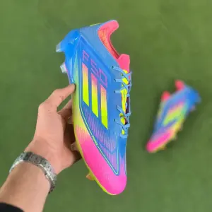 کفش فوتبال F50 یامال هفت رنگ