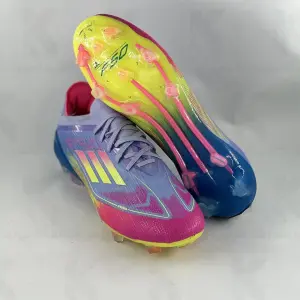 f50 هفت رنگ جورابی
